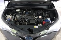 USED 2020 20 TOYOTA C-HR 1.8 VVT-h Design CVT Euro 6 (s/s) 5dr Reverse Camera, Heated Seats,