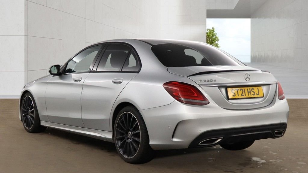 USED 2021 M MERCEDES-BENZ C CLASS 2.0 C220d AMG Line Night Edition (Premium) Saloon 4dr Diesel G-Tronic+ Euro 6 (s/s) (194 ps) 2 keys + service history