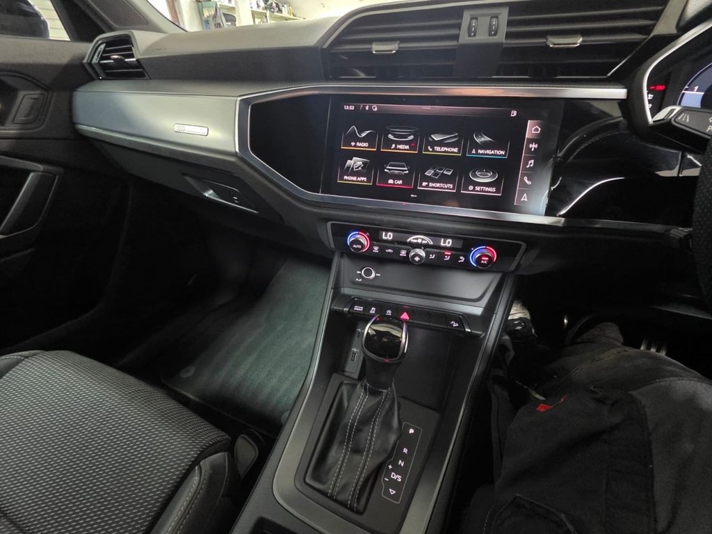 USED 2020 70 AUDI Q3 2.0 TDI 35 S line SUV 5dr Diesel S Tronic Euro 6 (s/s) (150 ps) Cruise Control - SATNAV!