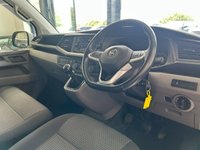 USED 2020 20 VOLKSWAGEN TRANSPORTER 2.0 TDI T28 Highline crew van 5 seater 5dr Diesel Manual FWD SWB Euro 6 (s/s) (110 ps) 
