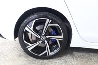 USED 2023 73 VOLKSWAGEN GOLF 2.0 TSI R DSG 4Motion Euro 6 (s/s) 5dr Sunroof, Parking Sensors,