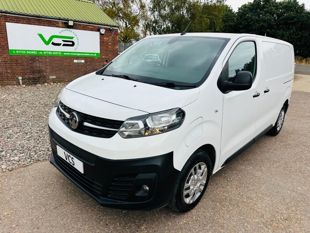 2021 VAUXHALL VIVARO