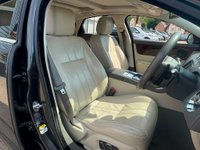 USED 2014 14 JAGUAR XJ 3.0d V6 Premium Luxury Auto Euro 5 (s/s) 4dr GREAT VALUE HUGE SPEC