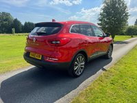 USED 2020 69 RENAULT KADJAR 1.3 TCe Iconic SUV 5dr Petrol Manual Euro 6 (s/s) (140 ps) 