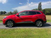 USED 2020 69 RENAULT KADJAR 1.3 TCe Iconic SUV 5dr Petrol Manual Euro 6 (s/s) (140 ps) 