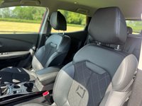USED 2020 69 RENAULT KADJAR 1.3 TCe Iconic SUV 5dr Petrol Manual Euro 6 (s/s) (140 ps) 