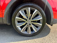 USED 2020 69 RENAULT KADJAR 1.3 TCe Iconic SUV 5dr Petrol Manual Euro 6 (s/s) (140 ps) 