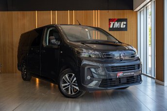 View our PEUGEOT e-Traveller