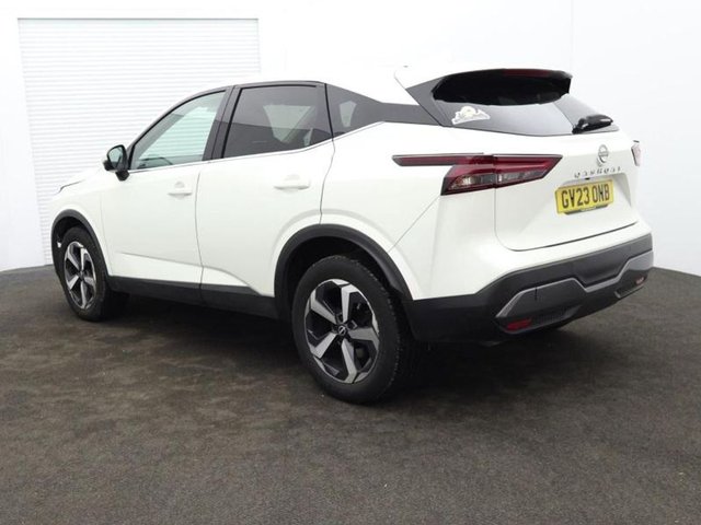 View our NISSAN QASHQAI