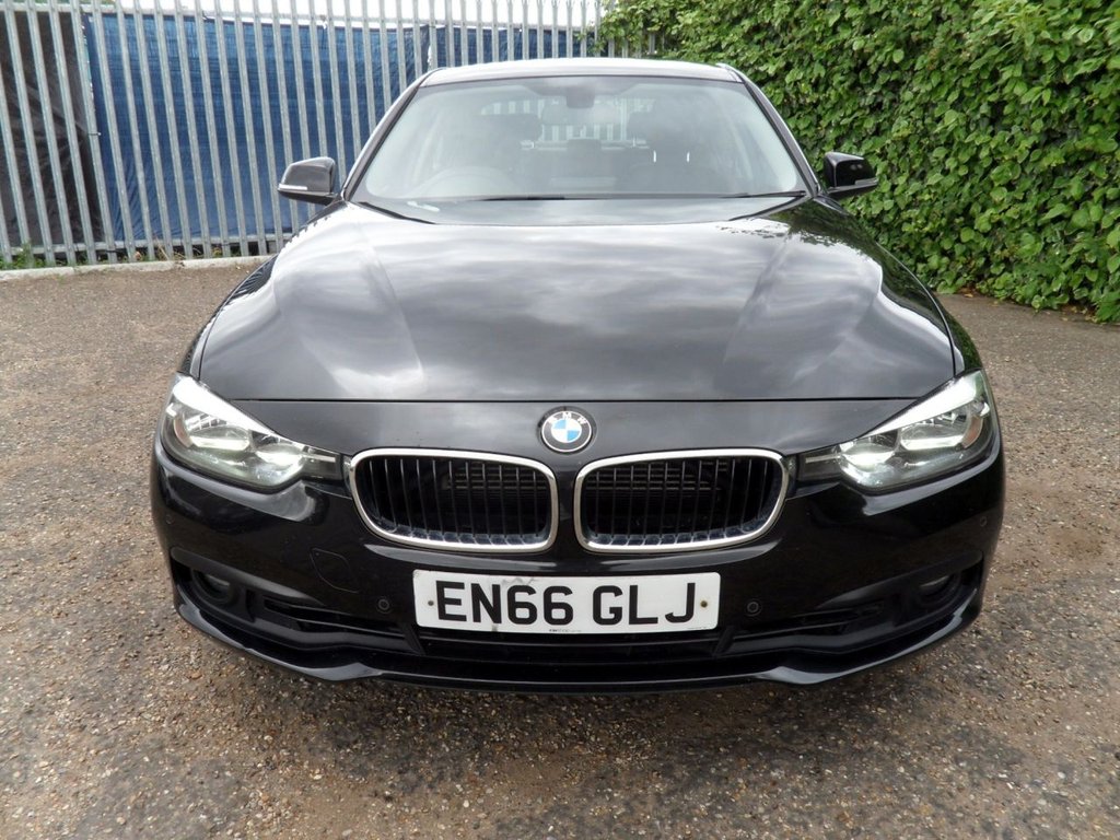 USED 2017 66 BMW 3 SERIES 2.0 330e 7.6kWh SE Saloon 4dr Petrol Plug-in Hybrid Auto Euro 6 (s/s) (252 ps) Black Sapphire - Dakota Leather