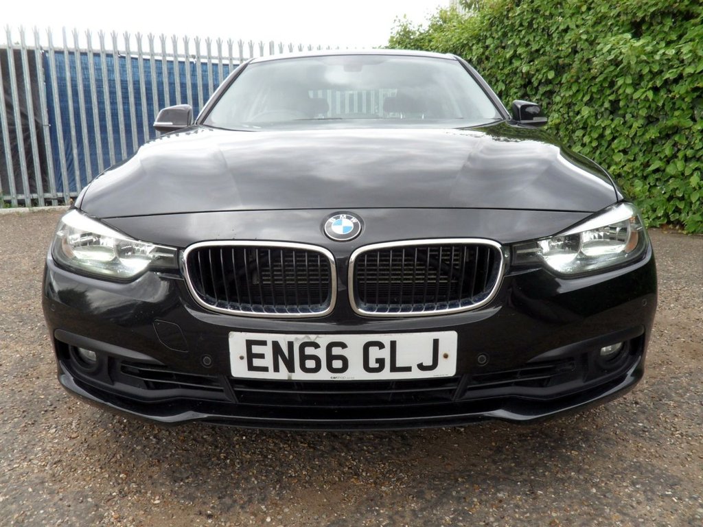 USED 2017 66 BMW 3 SERIES 2.0 330e 7.6kWh SE Saloon 4dr Petrol Plug-in Hybrid Auto Euro 6 (s/s) (252 ps) Black Sapphire - Dakota Leather