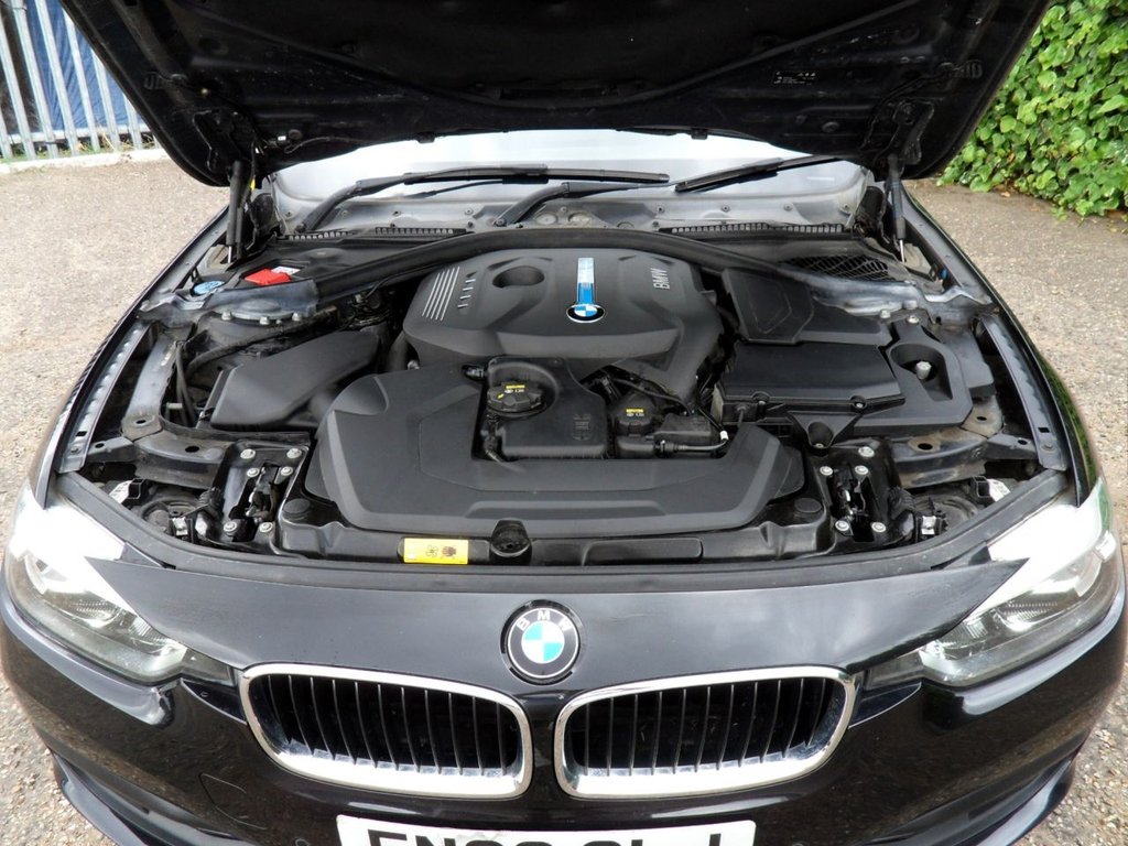 USED 2017 66 BMW 3 SERIES 2.0 330e 7.6kWh SE Saloon 4dr Petrol Plug-in Hybrid Auto Euro 6 (s/s) (252 ps) Black Sapphire - Dakota Leather