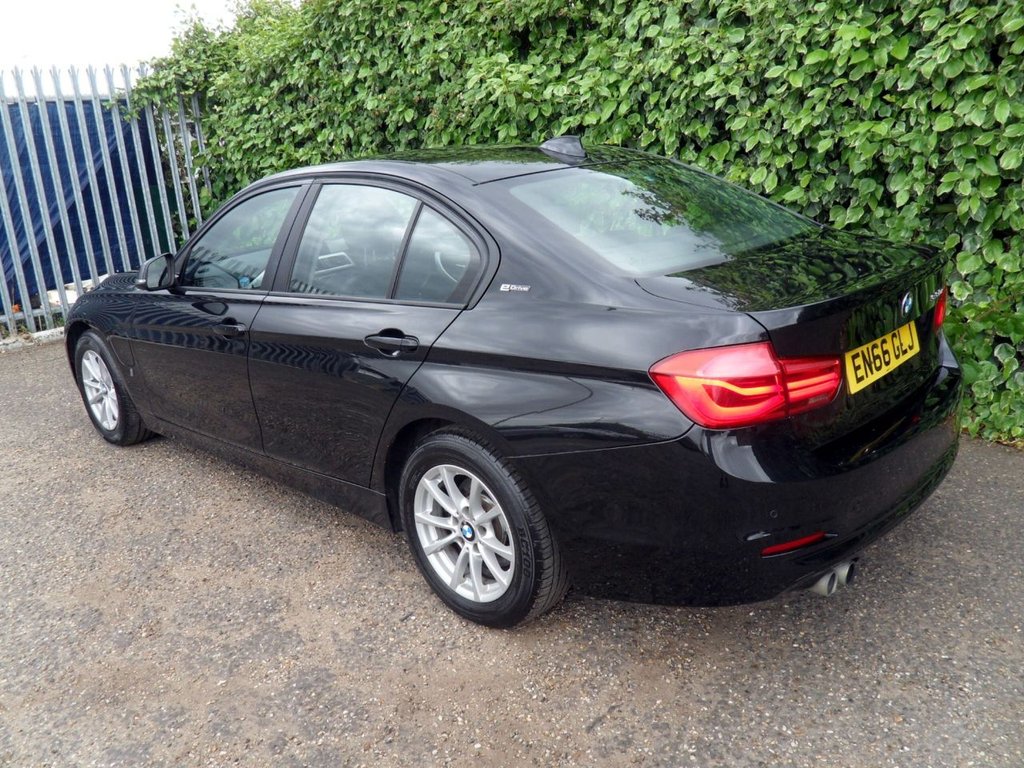 USED 2017 66 BMW 3 SERIES 2.0 330e 7.6kWh SE Saloon 4dr Petrol Plug-in Hybrid Auto Euro 6 (s/s) (252 ps) Black Sapphire - Dakota Leather