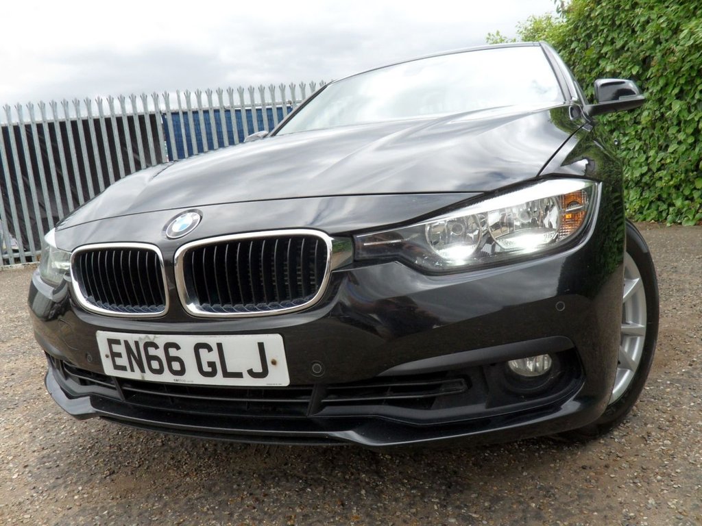USED 2017 66 BMW 3 SERIES 2.0 330e 7.6kWh SE Saloon 4dr Petrol Plug-in Hybrid Auto Euro 6 (s/s) (252 ps) Black Sapphire - Dakota Leather