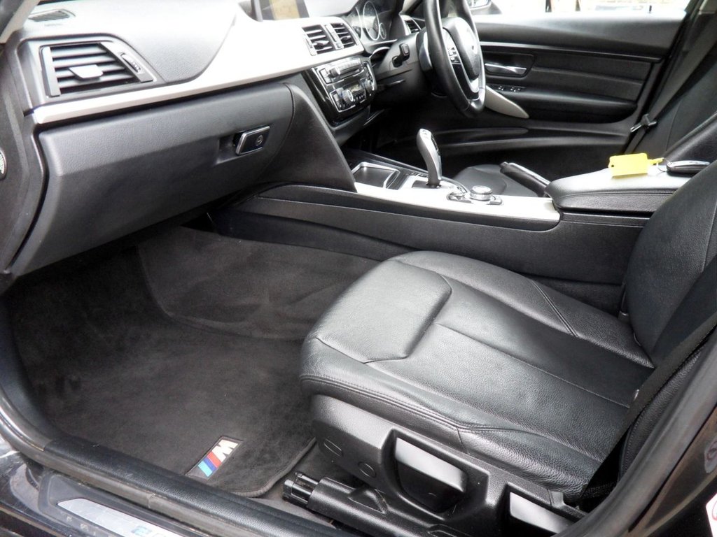 USED 2017 66 BMW 3 SERIES 2.0 330e 7.6kWh SE Saloon 4dr Petrol Plug-in Hybrid Auto Euro 6 (s/s) (252 ps) Black Sapphire - Dakota Leather