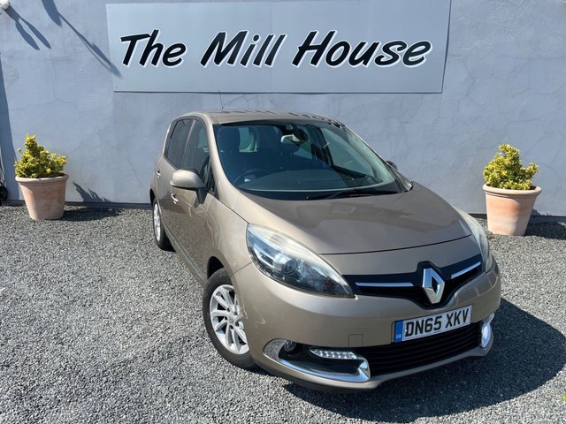 View our Renault Scenic 1.5 dCi Dynamique Nav MPV 5dr Diesel Manual Euro 6 (s/s) (110 ps)