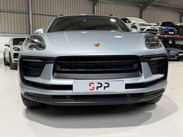 View our PORSCHE MACAN