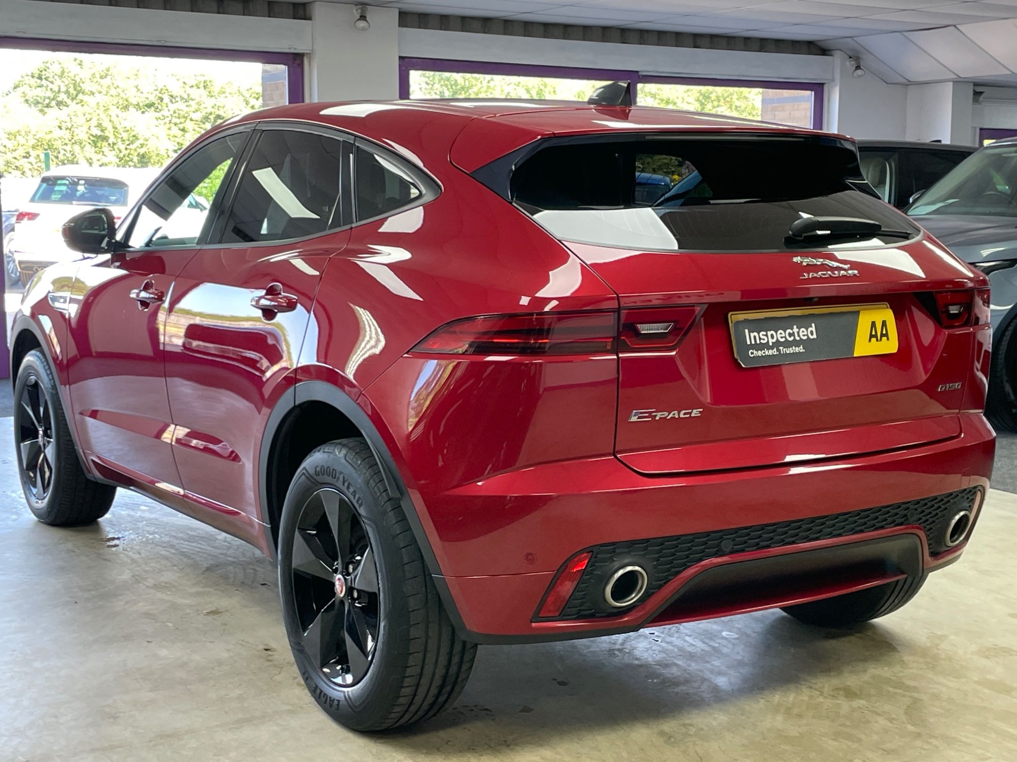 USED 2020 20 JAGUAR E-PACE 2.0 D150 R-Dynamic S SUV 5dr Diesel Manual Euro 6 (s/s) (150 ps) 