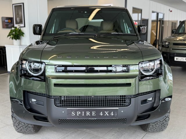 View our LAND ROVER DEFENDER 110