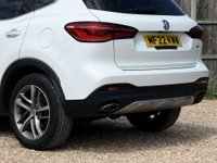 USED 2022 22 MG HS 1.5 MG HS Exclusive Semi-Auto 5dr Service History, Sat Nav