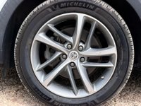 USED 2022 22 MG HS 1.5 MG HS Exclusive Semi-Auto 5dr Service History, Sat Nav