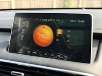 USED 2022 22 MG HS 1.5 MG HS Exclusive Semi-Auto 5dr Service History, Sat Nav