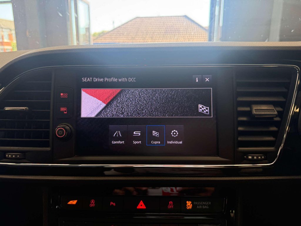 USED 2020 69 SEAT LEON 2.0 Leon Cupra 290 TSi Semi-Auto 5dr SH + APPLE CARPLAY + LOW MILES