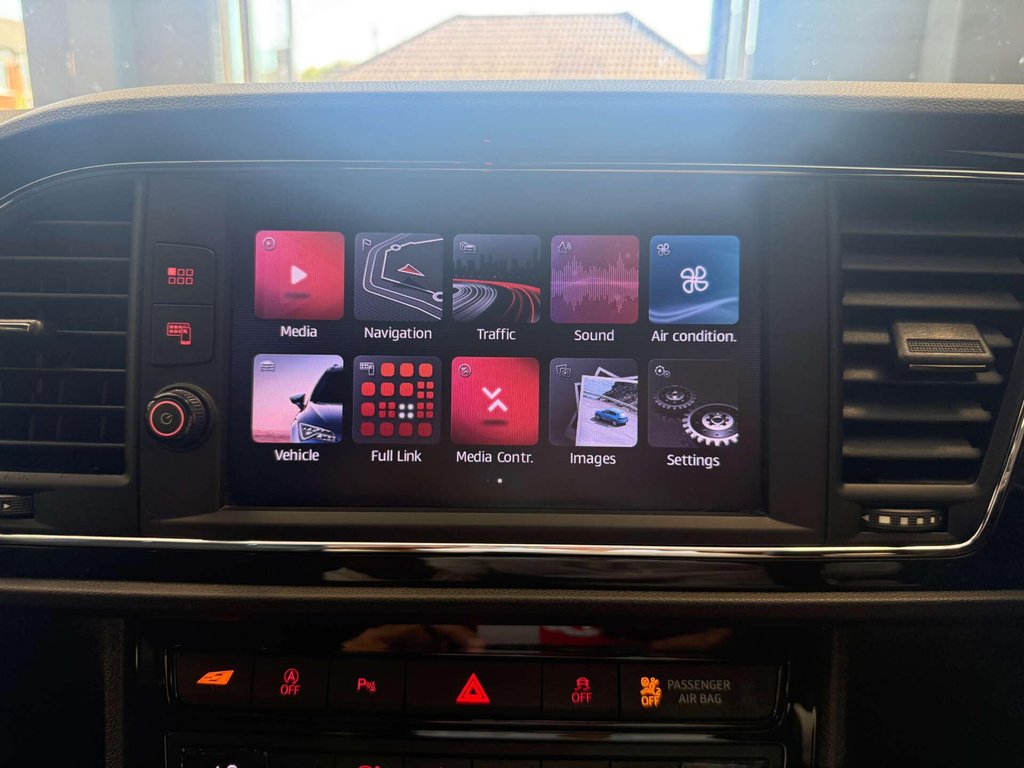 USED 2020 69 SEAT LEON 2.0 Leon Cupra 290 TSi Semi-Auto 5dr SH + APPLE CARPLAY + LOW MILES