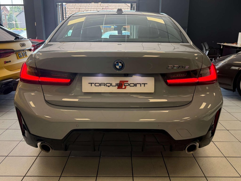 USED 2023 23 BMW 3 SERIES 2.0 330e M Sport Auto 4dr FSH + REVERSE CAM + CARPLAY