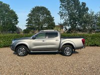 USED 2017 67 NISSAN NAVARA 2.3 dCi Tekna Pickup Double Cab 4dr Diesel Auto 4WD Euro 6 (190 ps) 90930 MILES