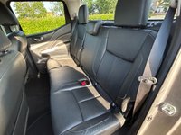 USED 2017 67 NISSAN NAVARA 2.3 dCi Tekna Pickup Double Cab 4dr Diesel Auto 4WD Euro 6 (190 ps) 90930 MILES