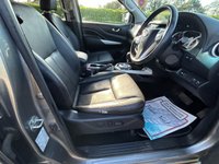 USED 2017 67 NISSAN NAVARA 2.3 dCi Tekna Pickup Double Cab 4dr Diesel Auto 4WD Euro 6 (190 ps) 90930 MILES