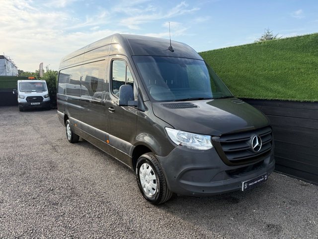 View our MERCEDES-BENZ SPRINTER