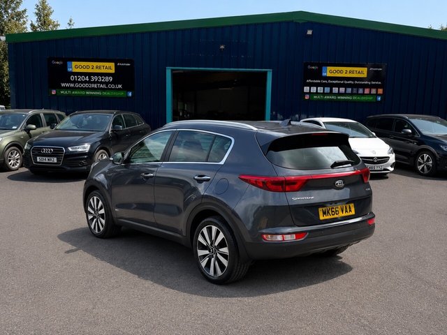 View our KIA SPORTAGE