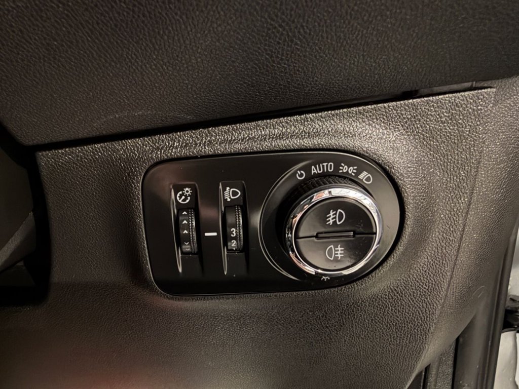 USED 2019 19 VAUXHALL CORSA 1.4i ecoTEC Griffin Hatchback 3dr Petrol Manual Euro 6 (90 ps) 
