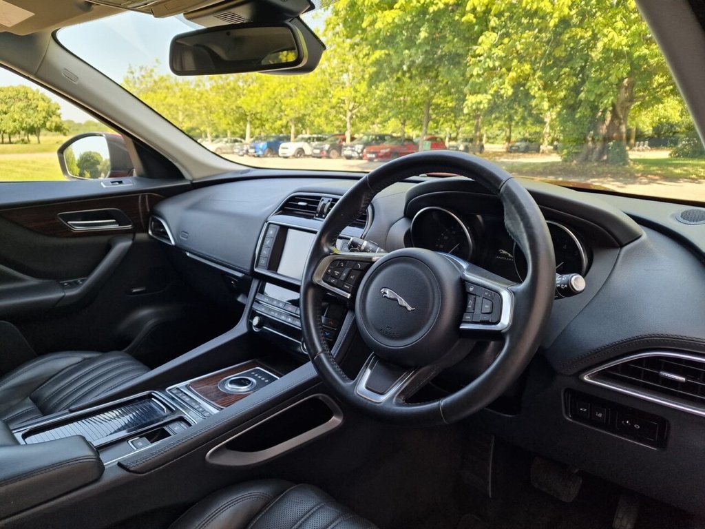 USED 2018 67 JAGUAR F-PACE 2.0 P250i Portfolio SUV 5dr Petrol Auto AWD Euro 6 (s/s) (250 ps) FINANCE AVAILABLE