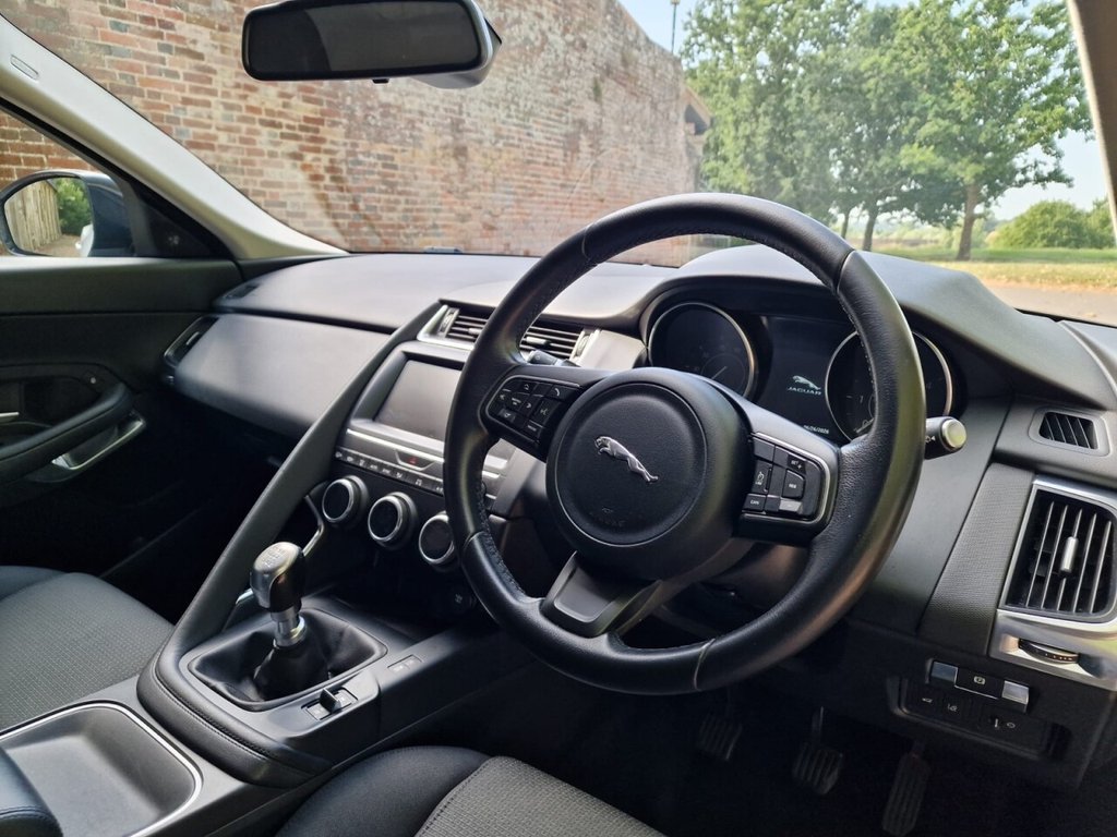 USED 2018 68 JAGUAR E-PACE 2.0 D150 SUV 5dr Diesel Manual AWD Euro 6 (s/s) (150 ps) FINANCE AVAILABLE