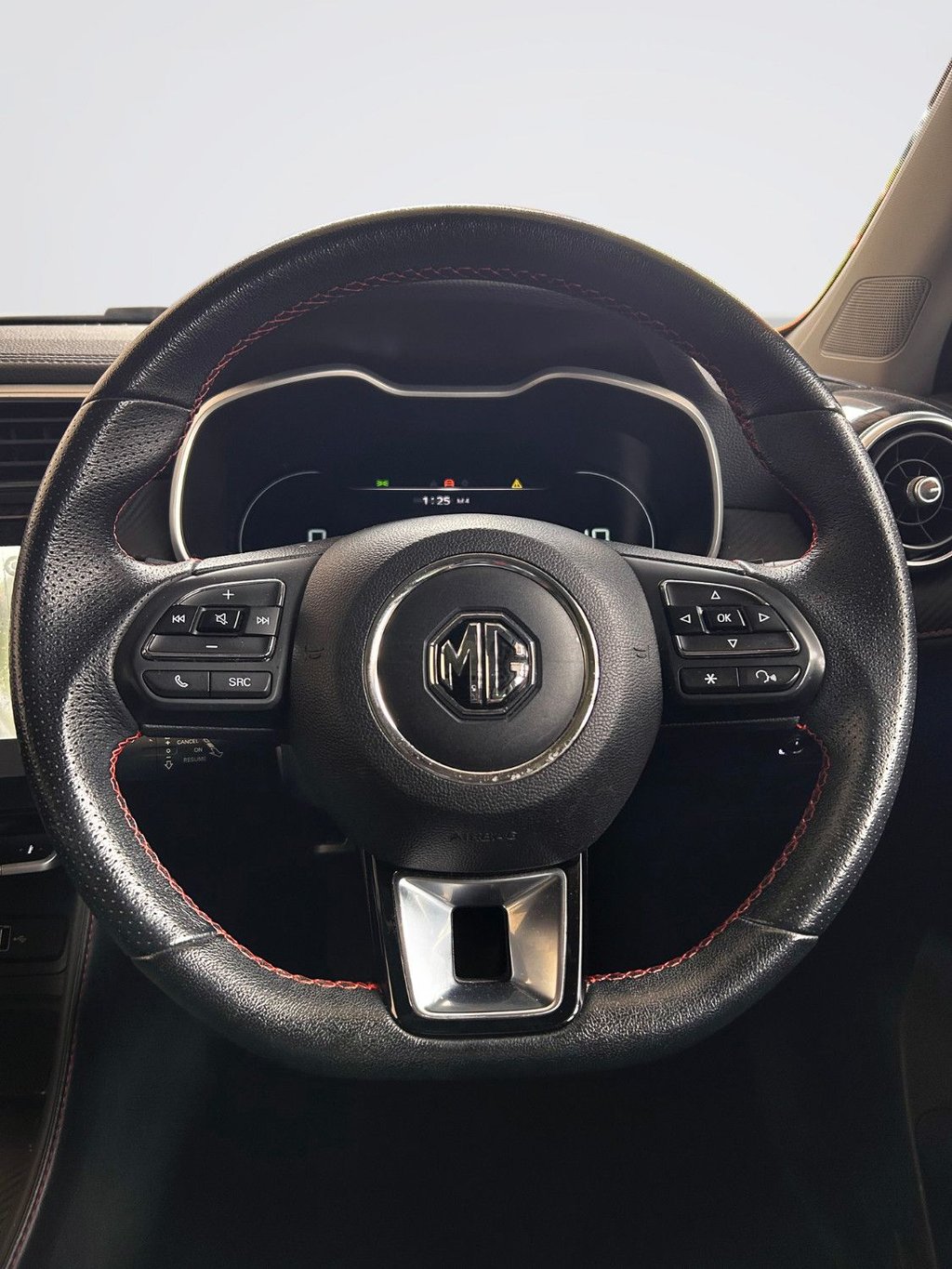2023 MG MG ZS — image 9