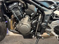 USED 2025 25 TRIUMPH Trident 660 TRIDENT 660 1 OWNER & 2330 MILES FROM NEW