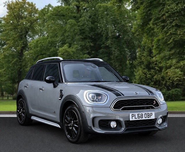 2018 MINI COUNTRYMAN
