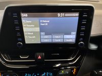 USED 2021 21 TOYOTA C-HR 2.0 VVT-h GPF Design SUV 5dr Petrol Hybrid CVT Euro 6 (s/s) (184 ps) 