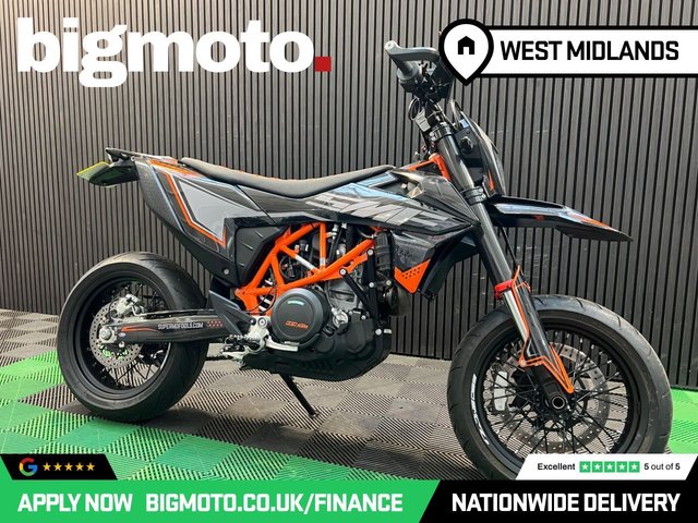 View our KTM 690 SMC R
