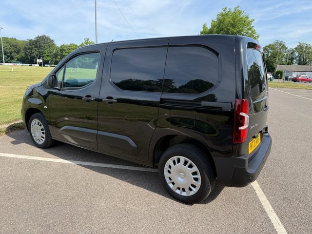 View our CITROEN BERLINGO