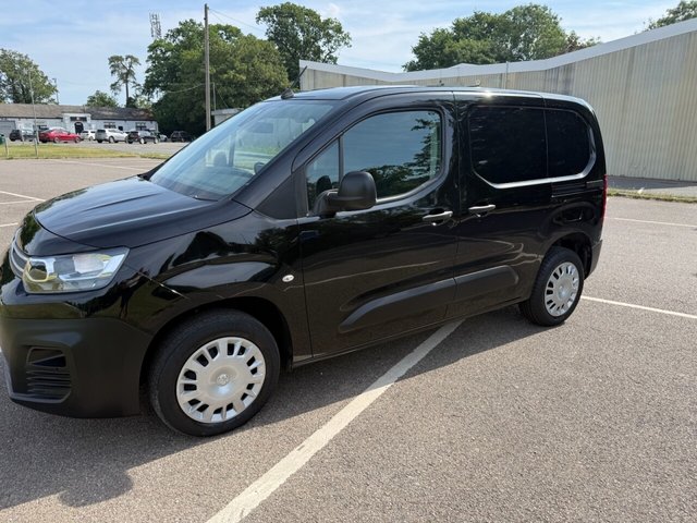 View our CITROEN BERLINGO