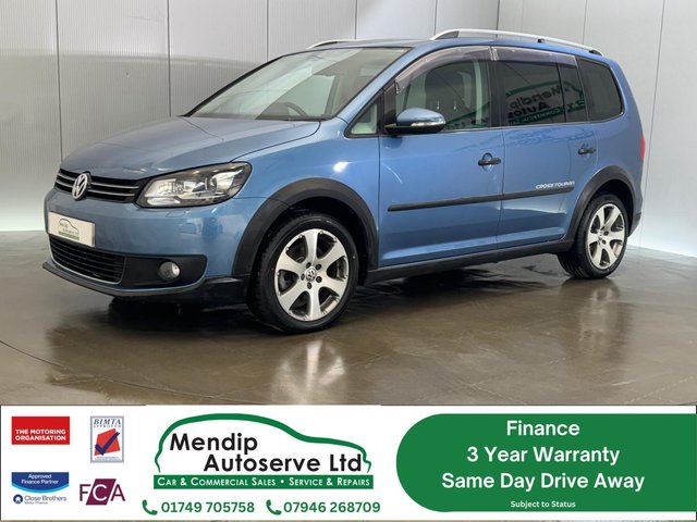 View our VOLKSWAGEN TOURAN