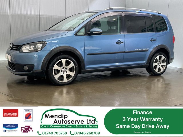 View our VOLKSWAGEN TOURAN
