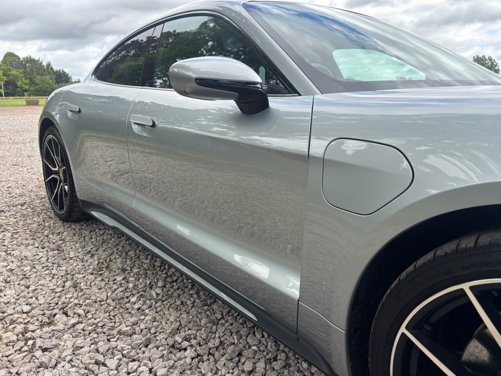 USED 2023 PORSCHE TAYCAN Performance Plus 93.4kWh 4S Saloon 4dr Electric Auto 4WD (11kW Charger) (571 ps) 