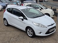 USED 2012 62 FORD FIESTA 1.25 Zetec Hatchback 3dr Petrol Manual (129 g/km, 81 bhp) LOW MILES + IDEAL FIRST CAR + MULTIMEDIA + ALLOYS + FSH + AC