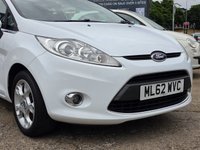 USED 2012 62 FORD FIESTA 1.25 Zetec Hatchback 3dr Petrol Manual (129 g/km, 81 bhp) LOW MILES + IDEAL FIRST CAR + MULTIMEDIA + ALLOYS + FSH + AC