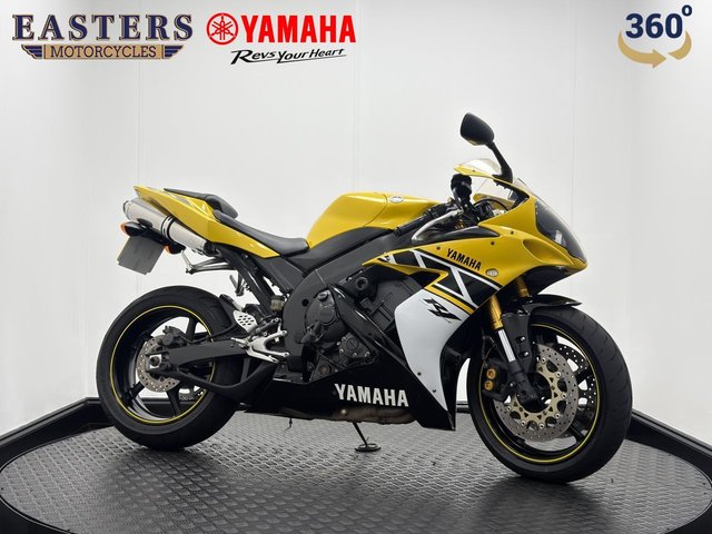 View our YAMAHA R1